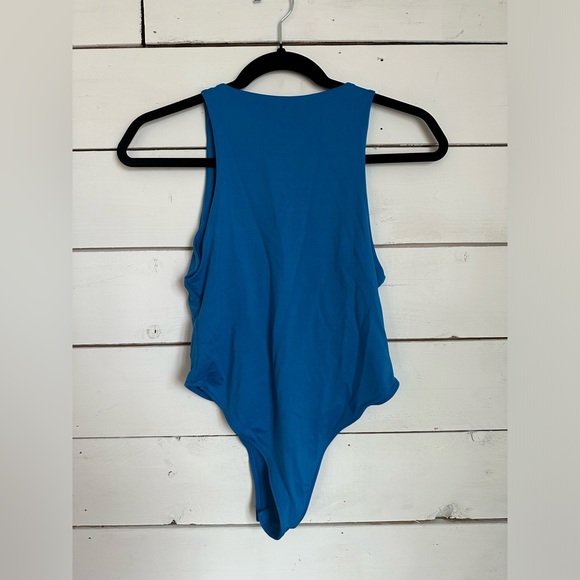 💖SALE💖Zara Halter Bodysuit - Picture 2 of 2